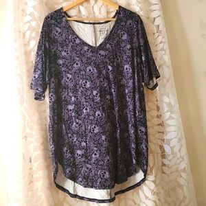 NWT Torrid Super Soft Knit Tunic Top w/ Purple & Black Skulls Plus Size 3